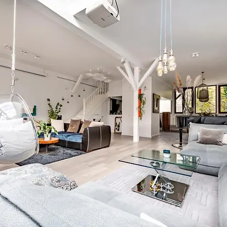 Veeve - Loft Luxe In The Boho 20th *